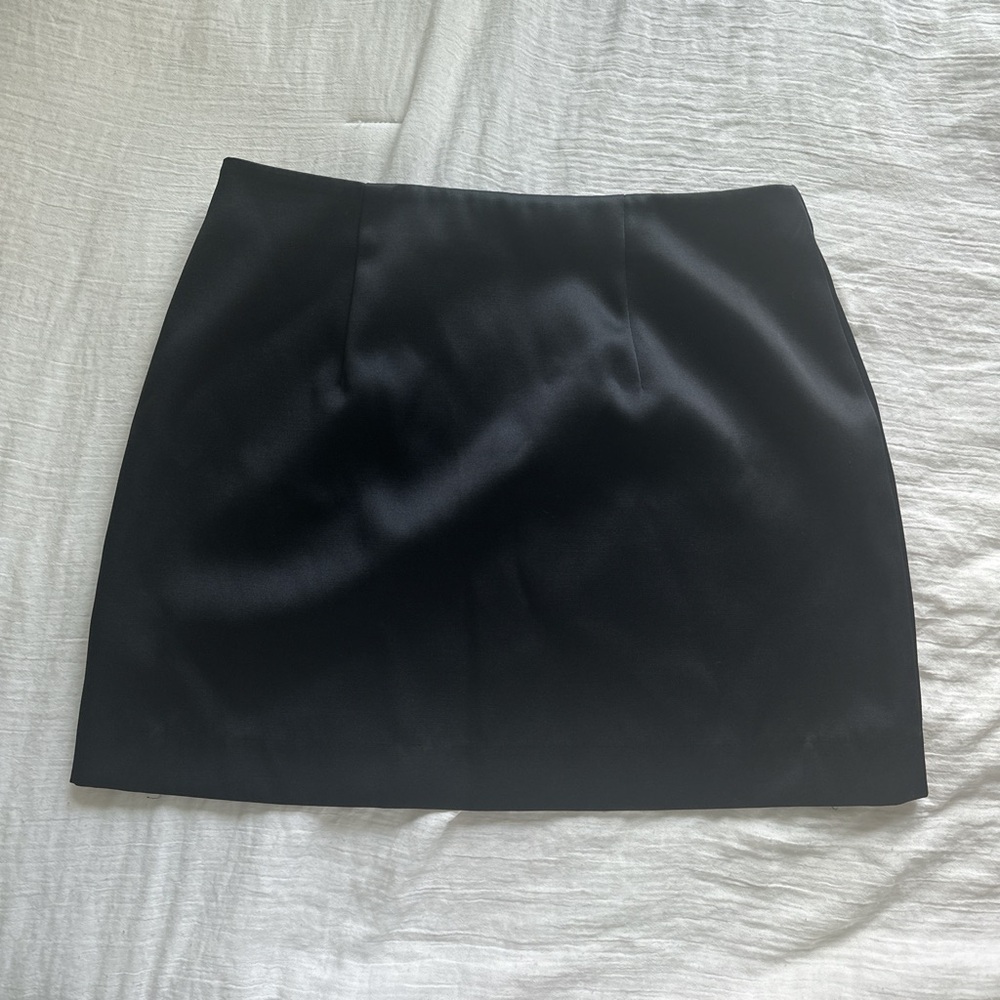 Elegant Black Women's Skirt